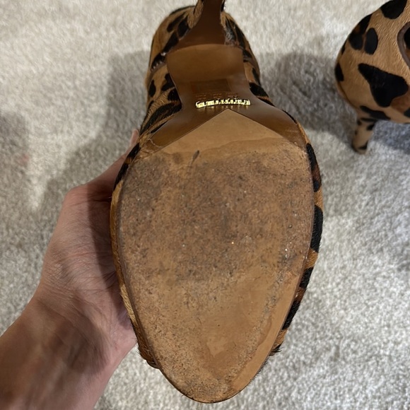 Schutz Leopard Print Peep Toe Heels 7 - Picture 6 of 6